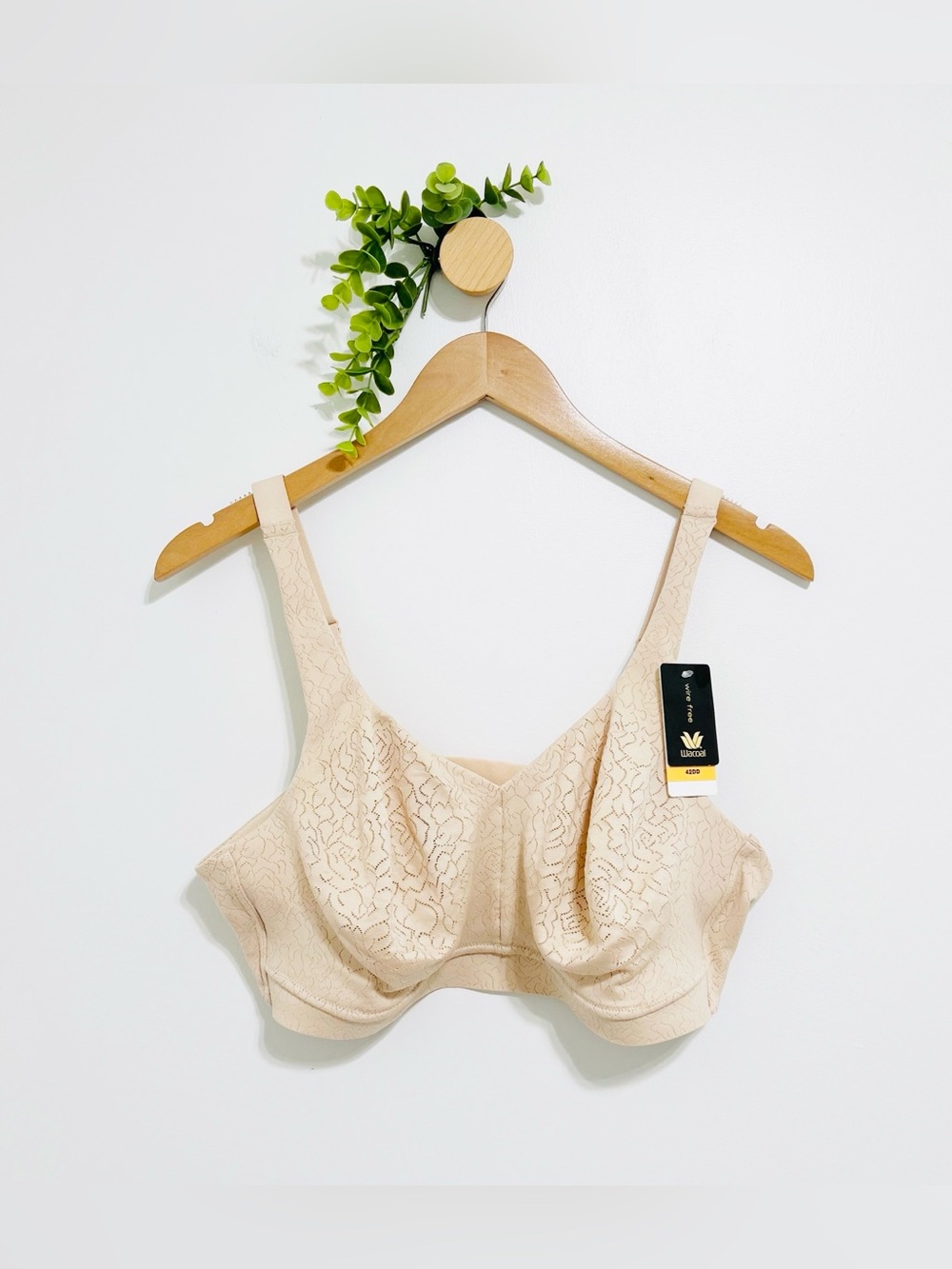 Wacoal NWT Wire Free Beige Comfort Bra Size 42DD